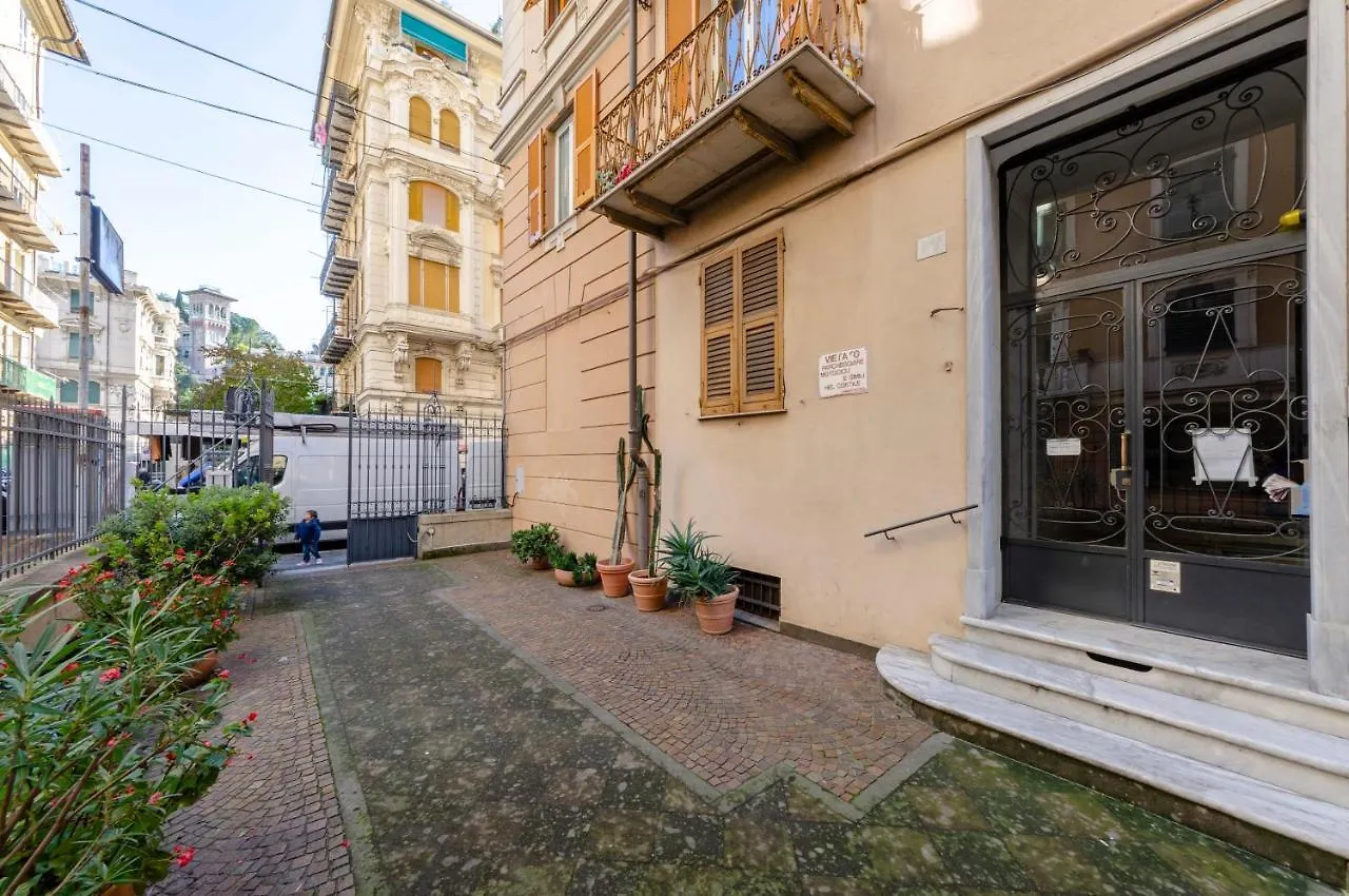 Altido Modern Flat For 6 In The Heart Of Genova Foce Apartment